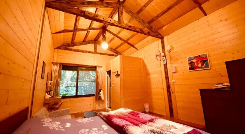 Golden Leather Carving Studio - Image 1