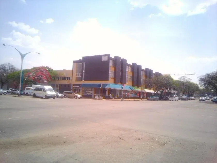 Bulawayo Central Lodge - Image 1