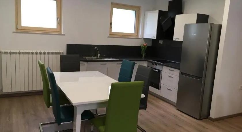 Lejlighed Lapanja med fire værelser til op til syv personer - Image 1