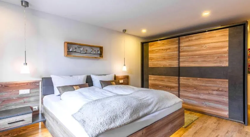 Ferienwohnung "Königssuite" - Mit Hotelfrühstück, Sauna, fast direkt am See - Image 1