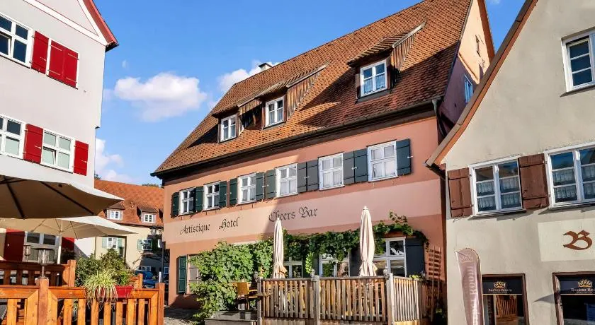 Artistique Hotel - Image 1
