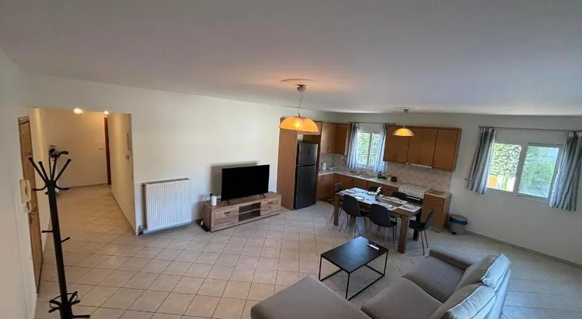 Nafpaktos Coastal Nest - 2BR - Image 1