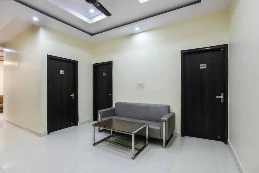 Hotel O City Residency - Image 1