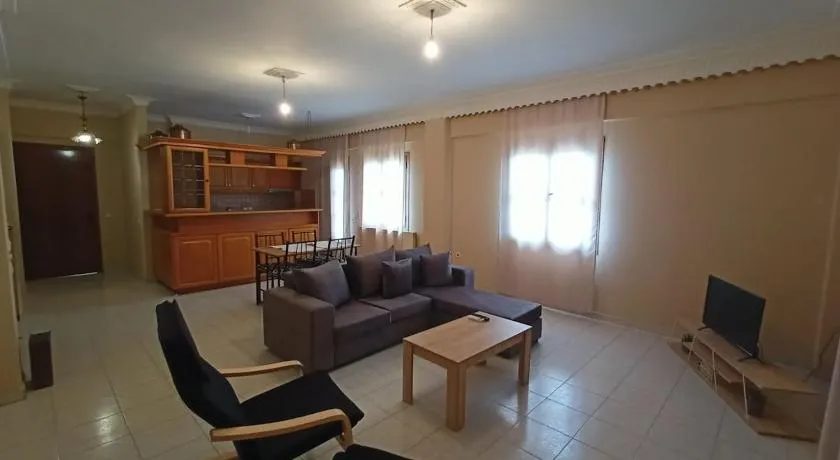 Poseidon home in Ireo, by the sea - Image 1