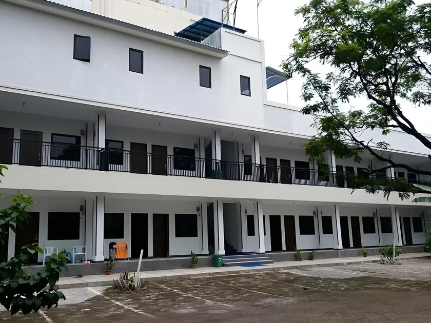 Penginapan Surya - Image 1
