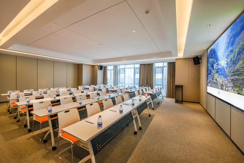 Atour Hotel Dongguan Humen Avenue - Image 1