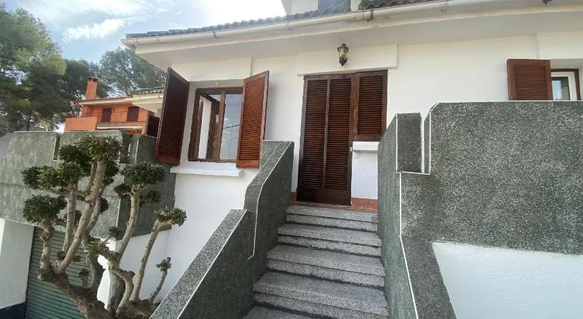Chalet cerca a la playa con jardín y barbacoa - Image 1
