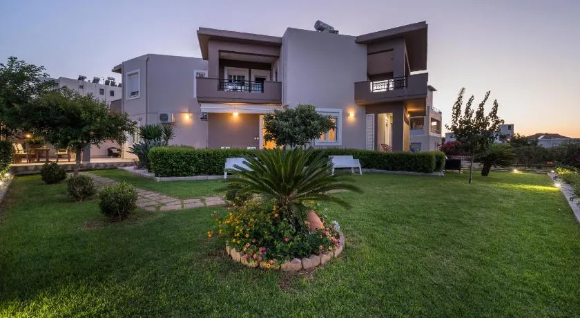 Tholos Apartments - Image 1