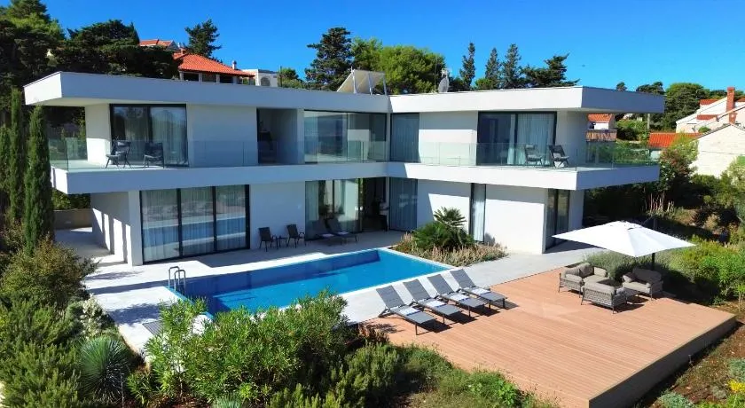 Villa Brac - Image 1