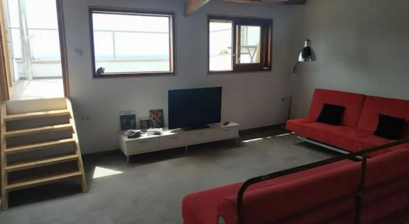 CAM Maresme 1 apartamento Barcelona y playa - Image 1