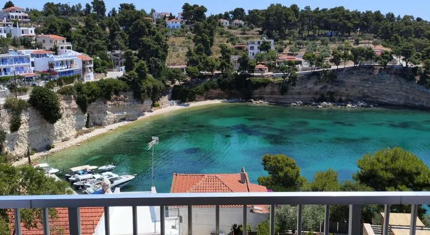 Magdalini - Image 1