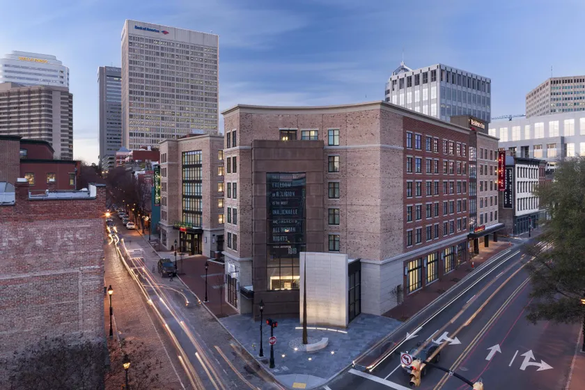 Residence Inn by Marriott Richmond Downtown - Image 1