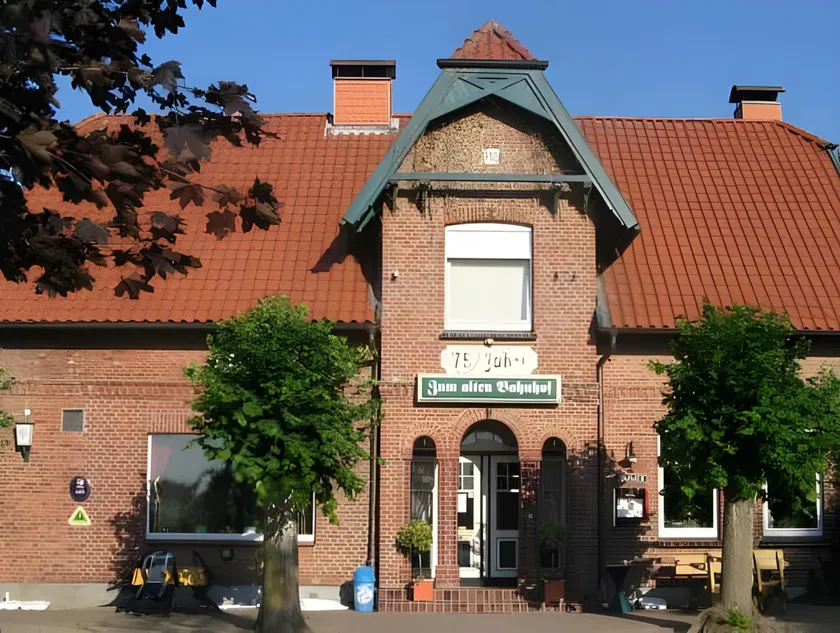 Zum alten Bahnhof - Image 1