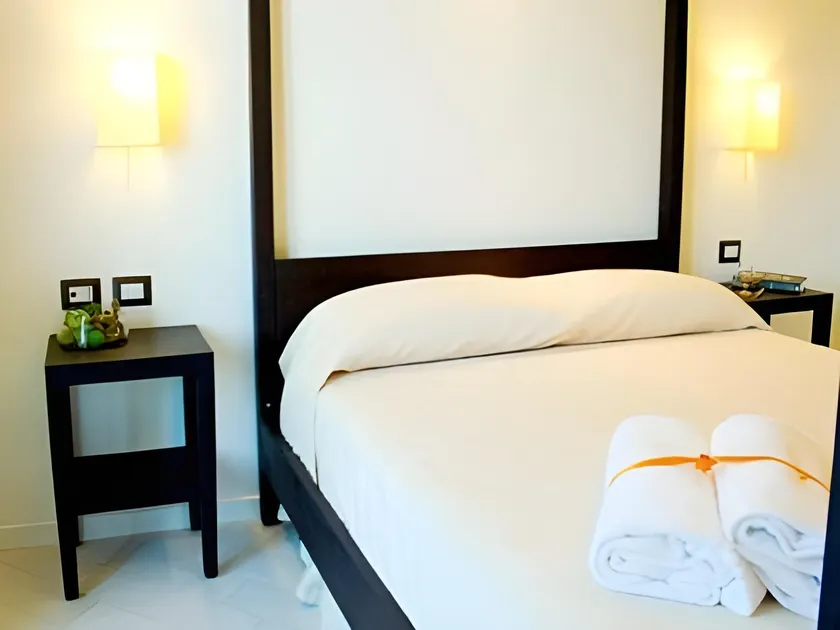 Hotel Suites Roma Tiburtina - Image 1