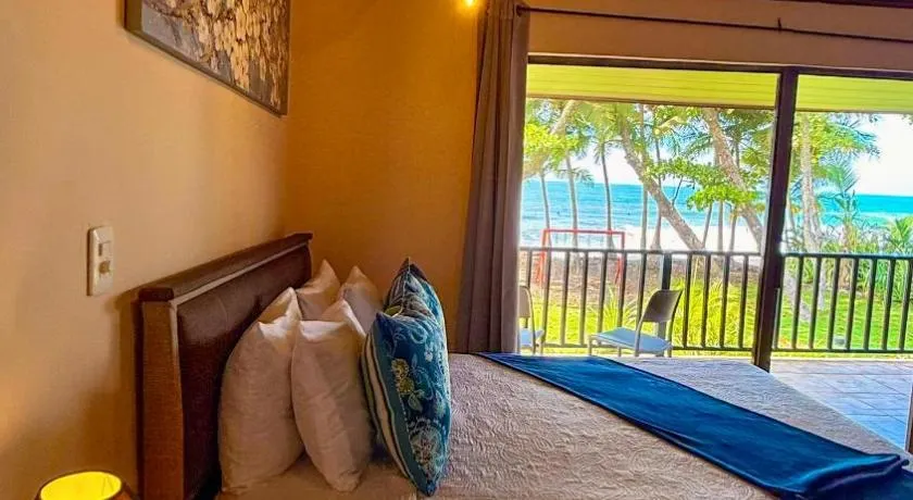 Hotel Beachfront Vista Hermosa - Image 1