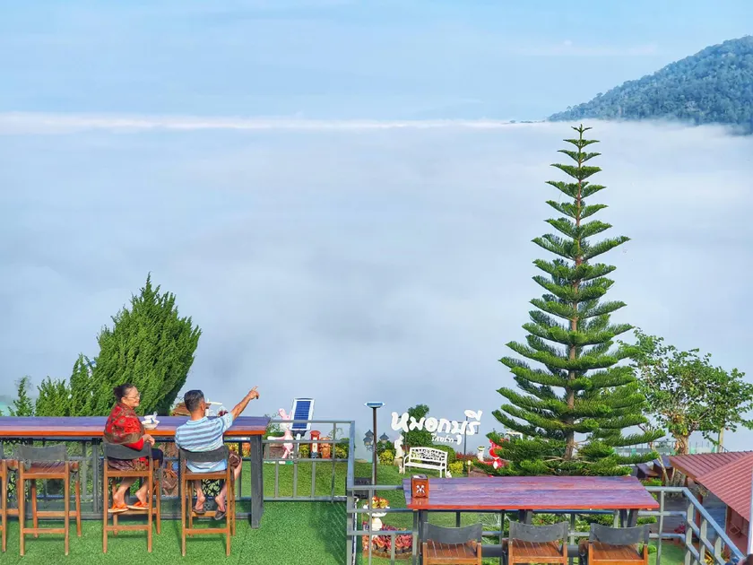 Mhork Buri Resort - Image 1