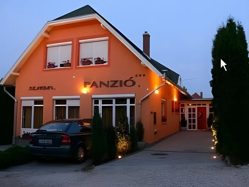 Hotel Mayer Alsóörs - Image 1