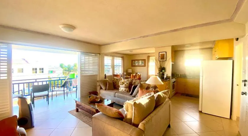 5 Seawinds - Image 1