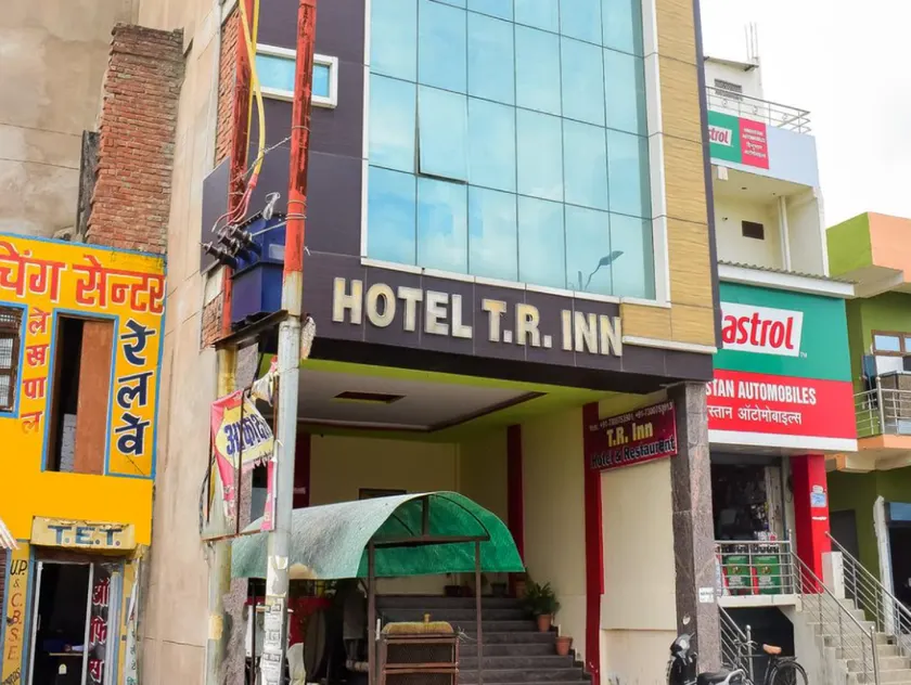 Hotel TR INN Mainpuri - Image 1