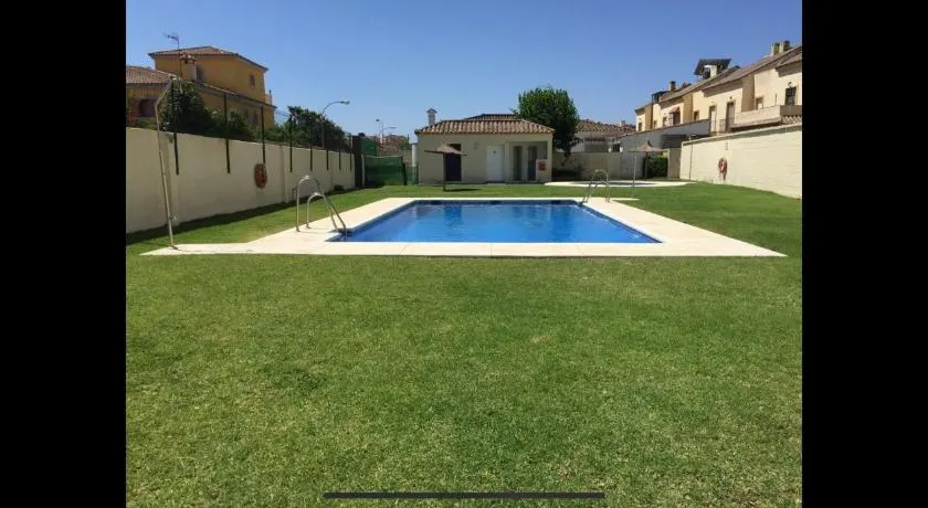 Apartamento en zona playa con vistas a la bahía - Image 1