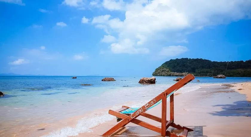 Koh Jum Coral Bay Resort - Image 1