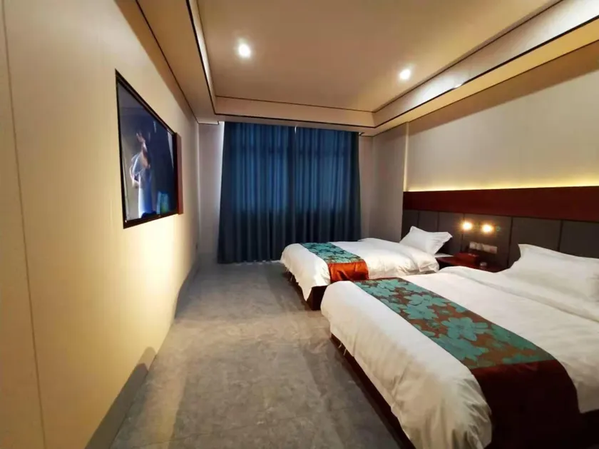 Xinyi Fatai Network Coffee House Hotel - Image 1