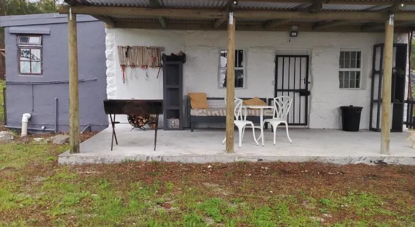 Stone Cottage - Image 1