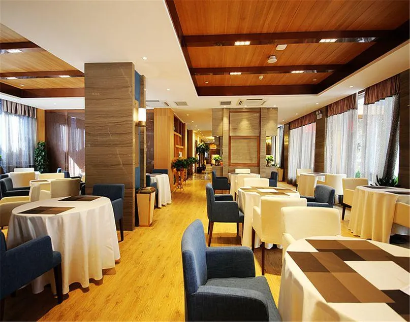Lanberry Boutique Hotel - Image 1