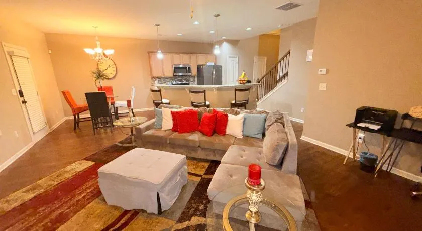 Your Lawrenceville home in the heart of it all - Image 1