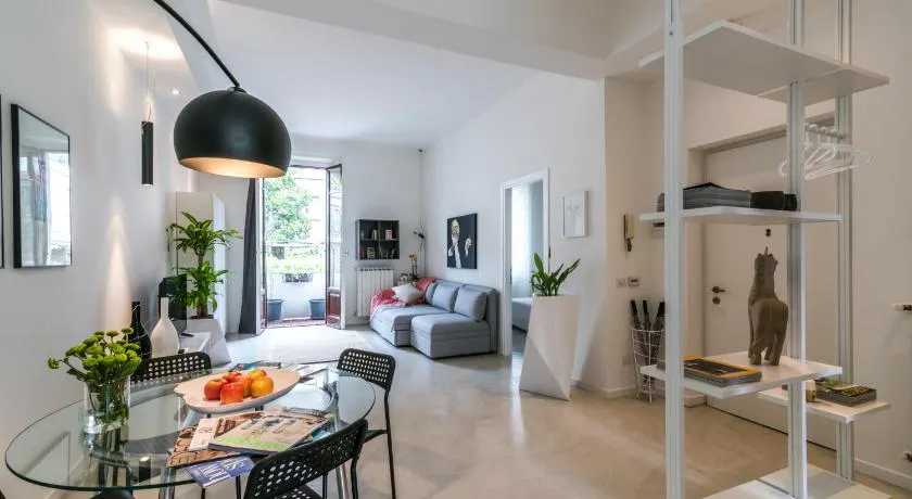 Lovely Cenisio Apartment - Image 1