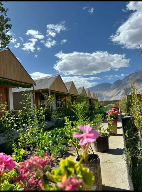 The Riverside Resort Hunder - Image 1