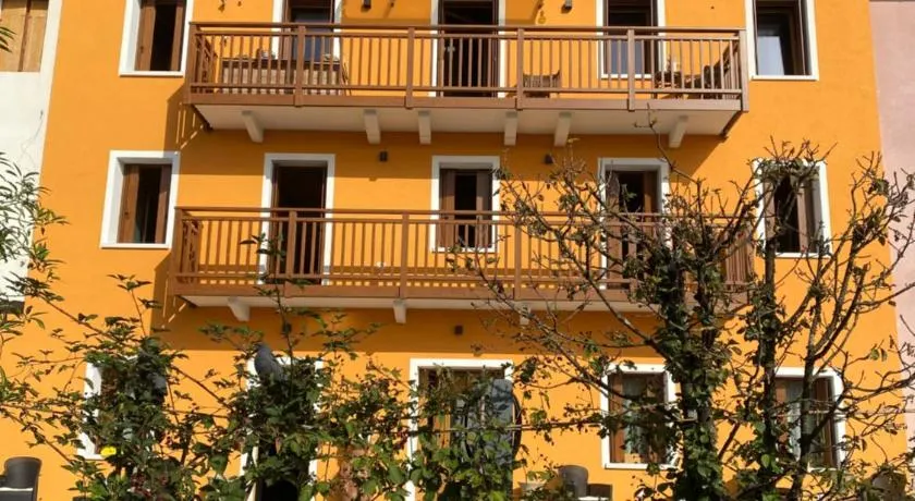 Old B&B - Image 1