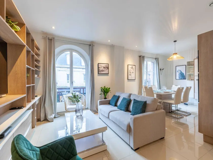 High-end 75m2 apartment - Place Morny - Image 1