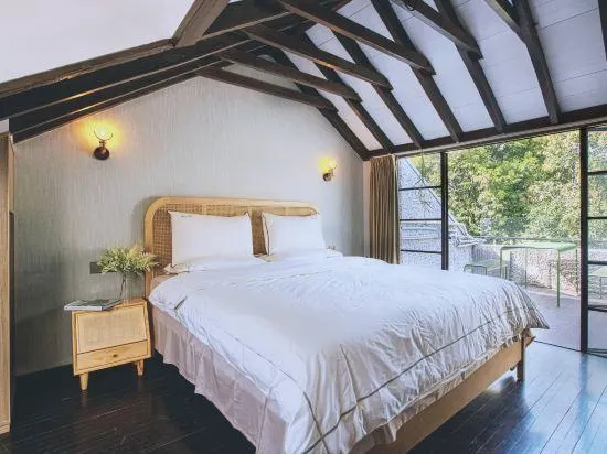 Shanghai Downtown Hills Boutique Guesthouse - Near Metro Line 7, Exit 3, Changping Road - Image 1