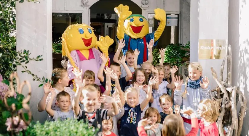 Smileys Kinderhotel - Image 1