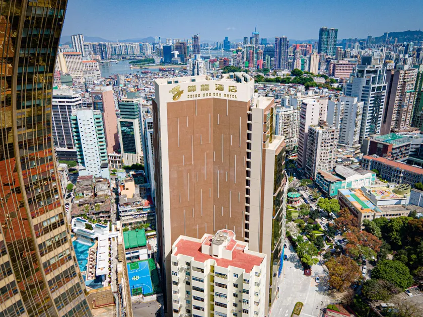 China Dragon Hotel - Image 1