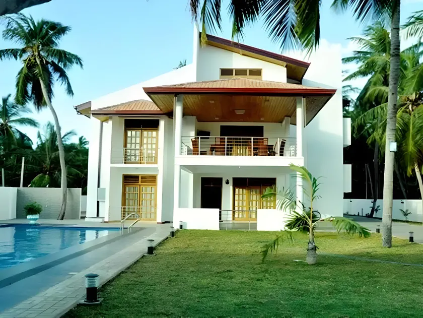 Bluewater Beach Resort - Image 1