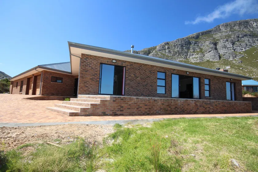 Luxurious and with beautiful views - Image 1