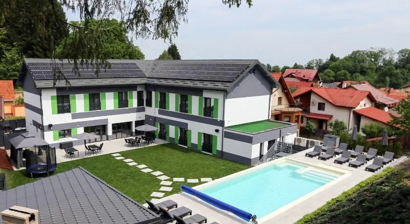 Q Villa - Image 1