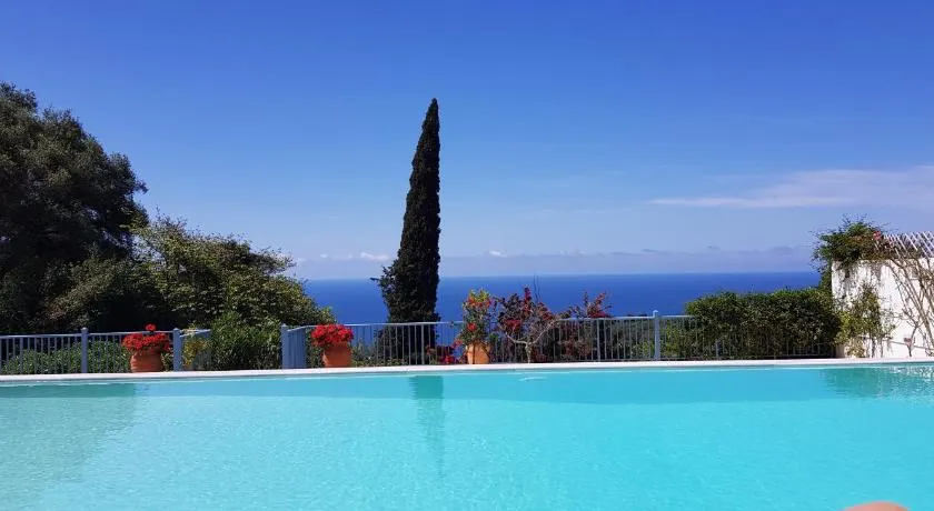 Villa Daphne - Image 1