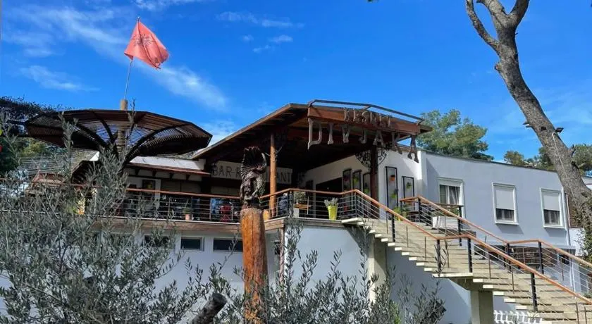 Divjaka Resort - Image 1