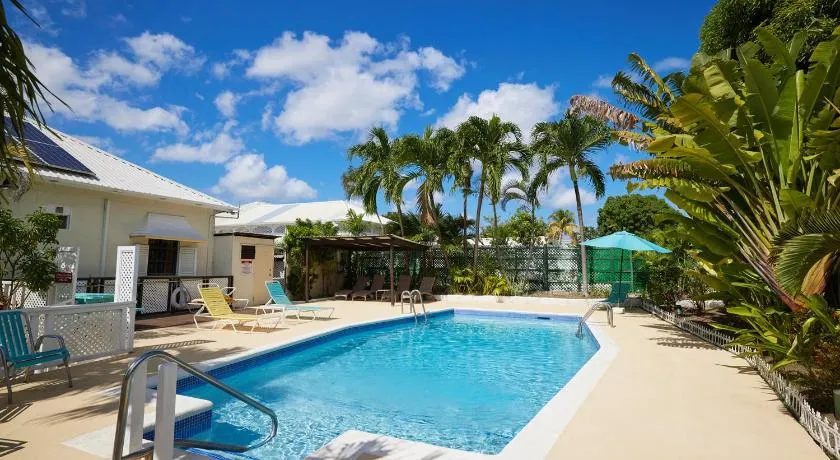 Southern Surf Beach Apartments - Image 1