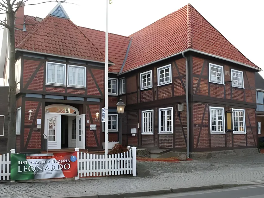 Landhotel Klempau - Image 1