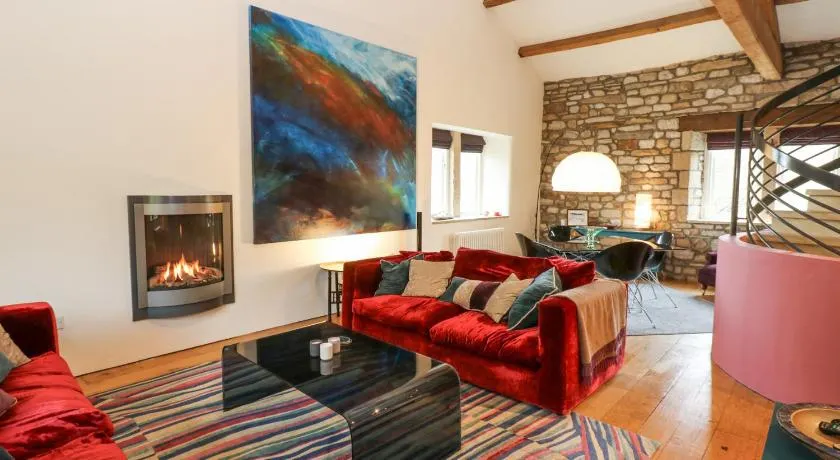 Byre Suite - Image 1