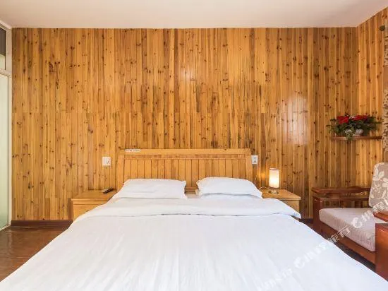 Datang Mountain Villa - Image 1