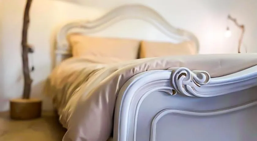 Pistachio Guesthouse, Παραδοσιακός ξενώνας - Image 1