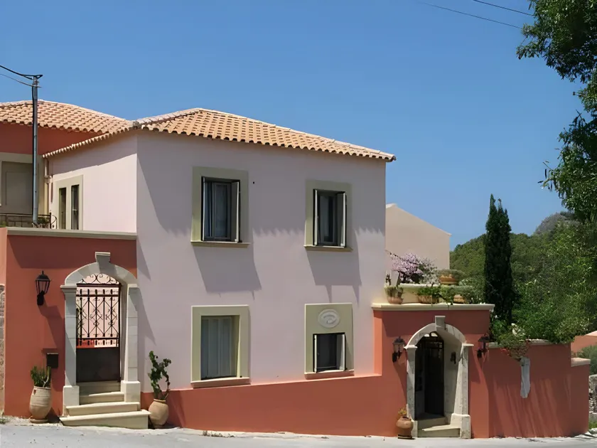 Roi Boutique Suites - Image 1