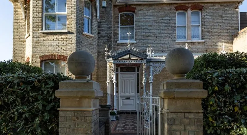 Cranborne House - Image 1