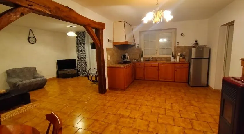 Belle maison a Brizay - Image 1