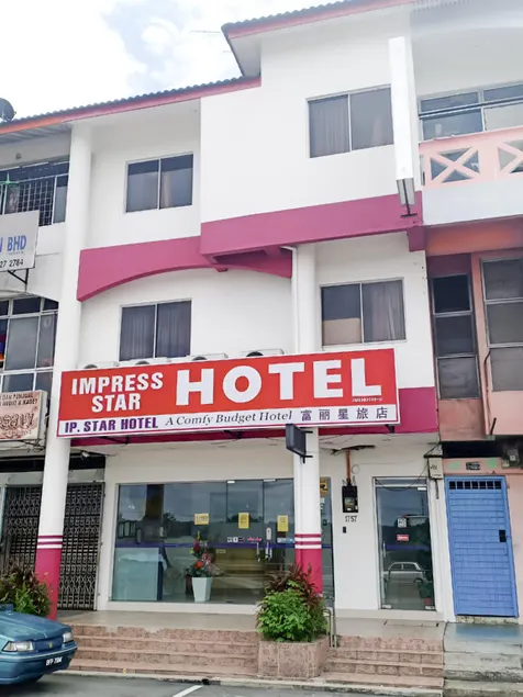 Impress Star Hotel - Image 1